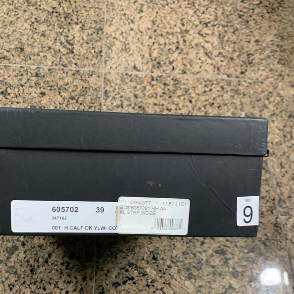 Sale 24 hours 🩷MARC JACOBS ☘️ KL STRP WDGE Yellow platforms - Picture 8 of 11